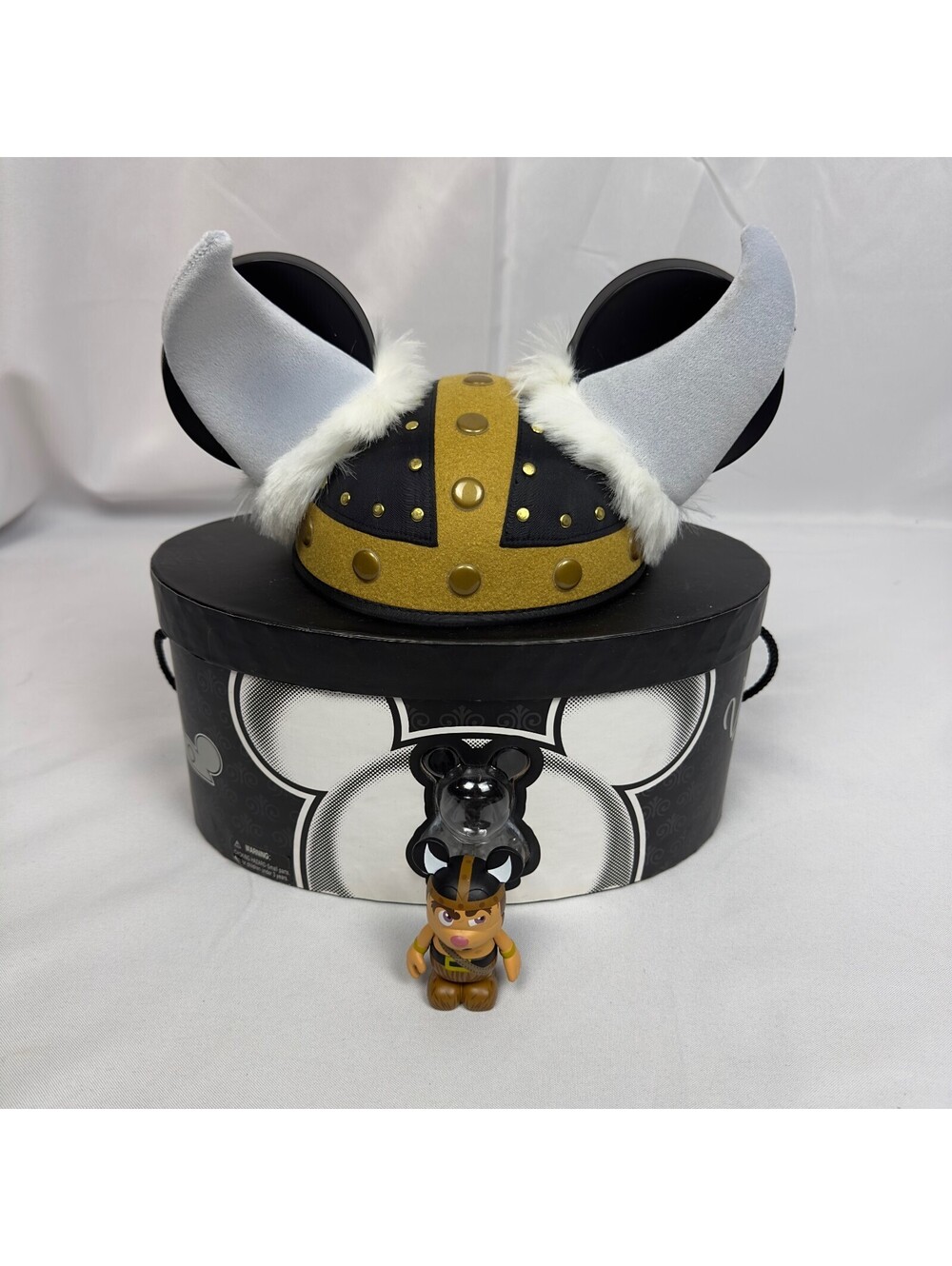 Disney Vinylmation Urban #6 Viking Hat & 3" Figure Set